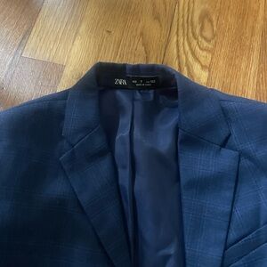 Zara Men's Dark Blue Checkered Blazer
